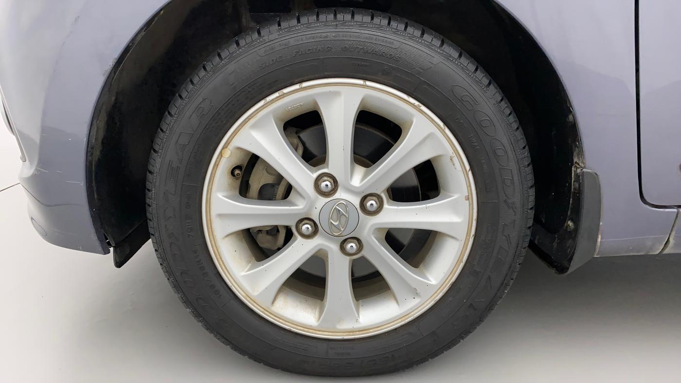 2014 Hyundai Grand i10 ASTA AT 1.2 KAPPA VTVT, Petrol, Automatic, 70,014 km, Left Front Wheel