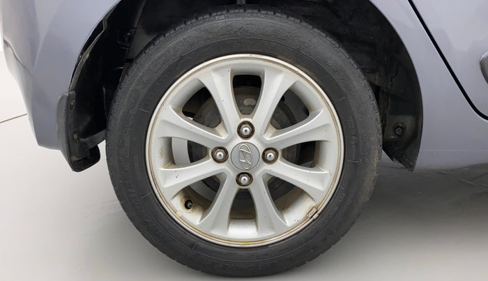 2014 Hyundai Grand i10 ASTA AT 1.2 KAPPA VTVT, Petrol, Automatic, 70,014 km, Right Rear Wheel