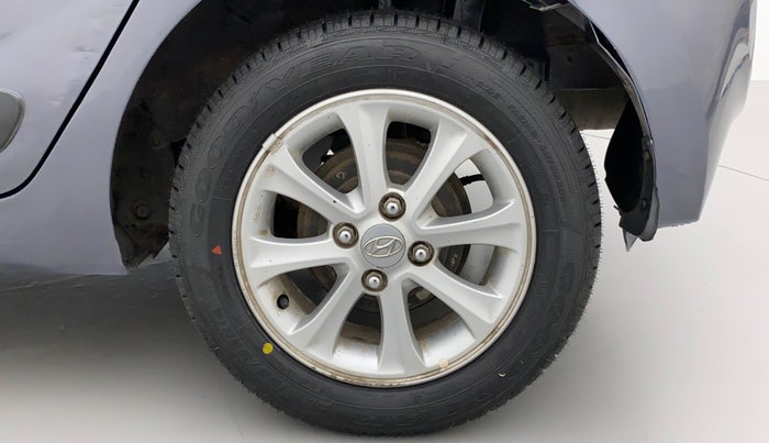 2014 Hyundai Grand i10 ASTA AT 1.2 KAPPA VTVT, Petrol, Automatic, 70,014 km, Left Rear Wheel
