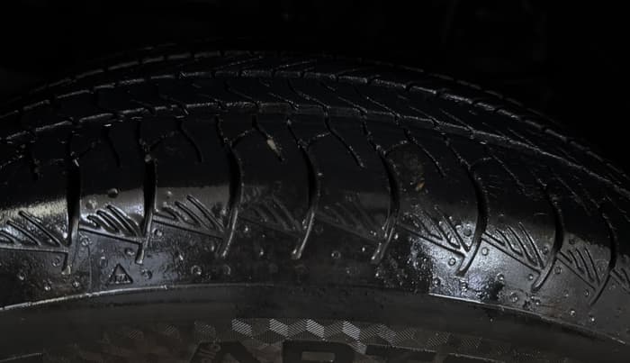 2023 Maruti Grand Vitara ZETA SMART HYBRID AT, Petrol, Automatic, 48,118 km, Right Front Tyre Tread