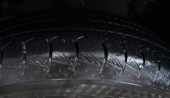 2023 Maruti Grand Vitara ZETA SMART HYBRID AT, Petrol, Automatic, 48,118 km, Left Front Tyre Tread