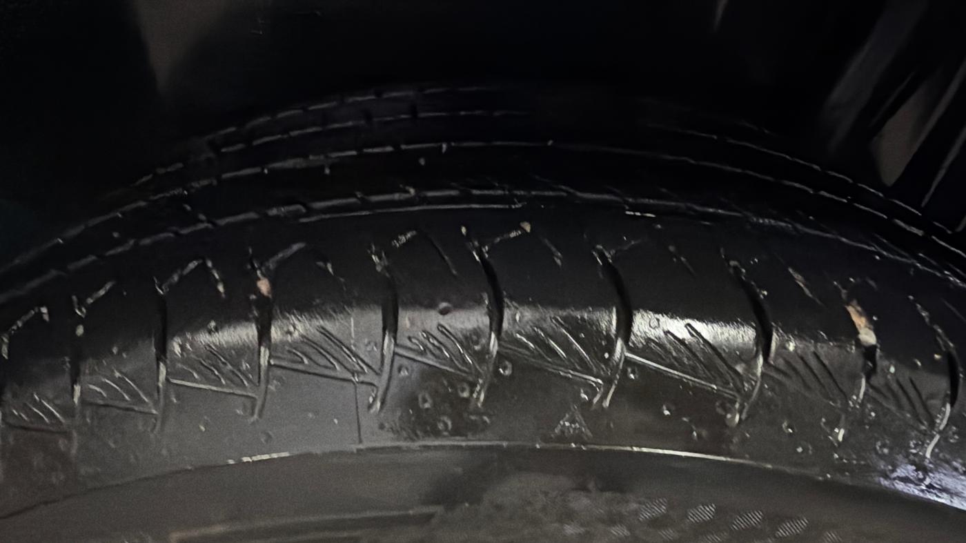 2023 Maruti Grand Vitara ZETA SMART HYBRID AT, Petrol, Automatic, 48,145 km, Left Rear Tyre Tread