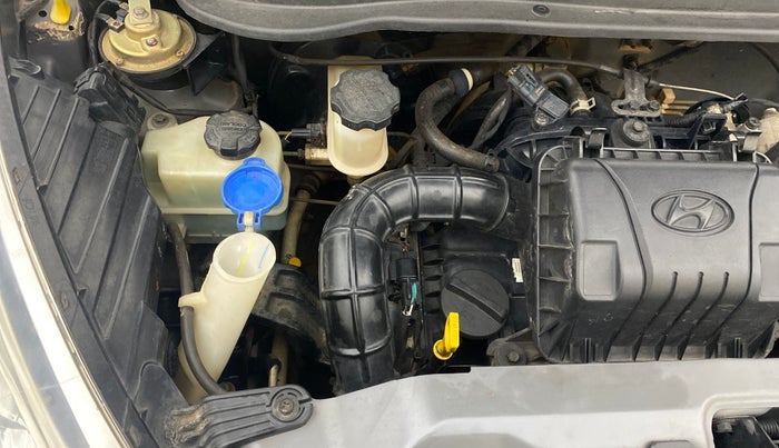 2016 Hyundai Eon SPORTZ, Petrol, Manual, 67,043 km, Engine View - Right