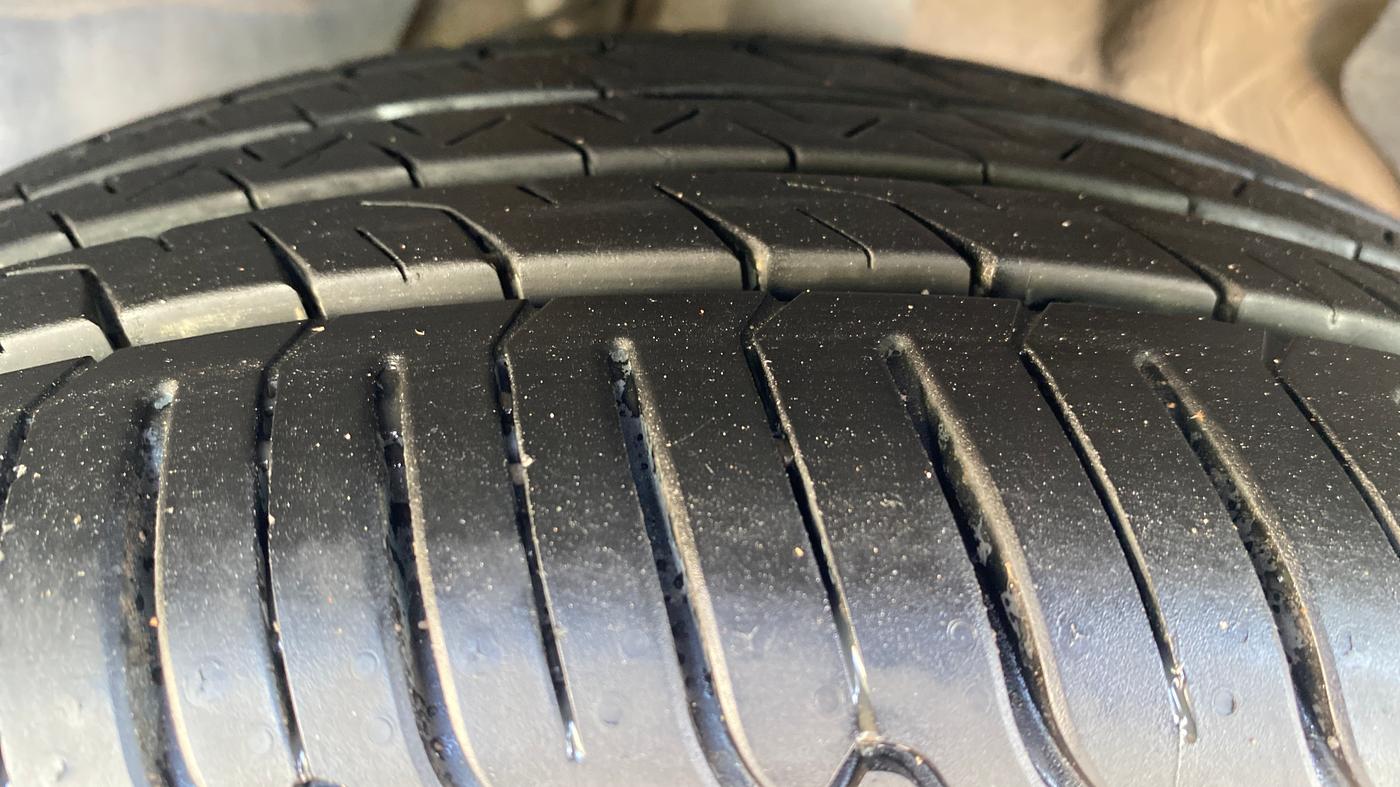 2023 MG HECTOR SHARP PRO 1.5 PETROL TURBO CVT PETROL, Petrol, Automatic, 54,666 km, Left Front Tyre Tread