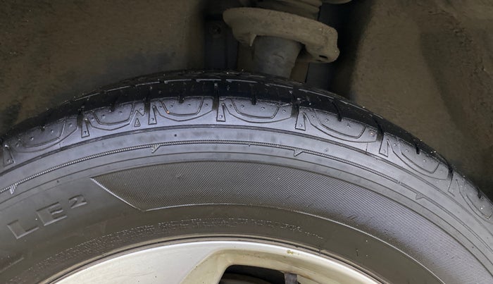 2018 Jeep Compass LIMITED 1.4 PETROL AT, Petrol, Automatic, 31,337 km, Left Rear Tyre Tread