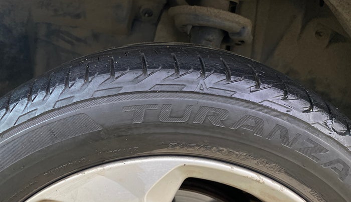 2018 Jeep Compass LIMITED 1.4 PETROL AT, Petrol, Automatic, 31,337 km, Left Front Tyre Tread