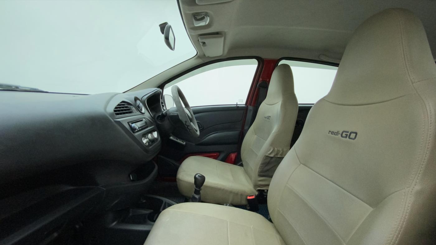 2017 Datsun Redi Go A, Petrol, Manual, 87,977 km, Right Side Front Door Cabin