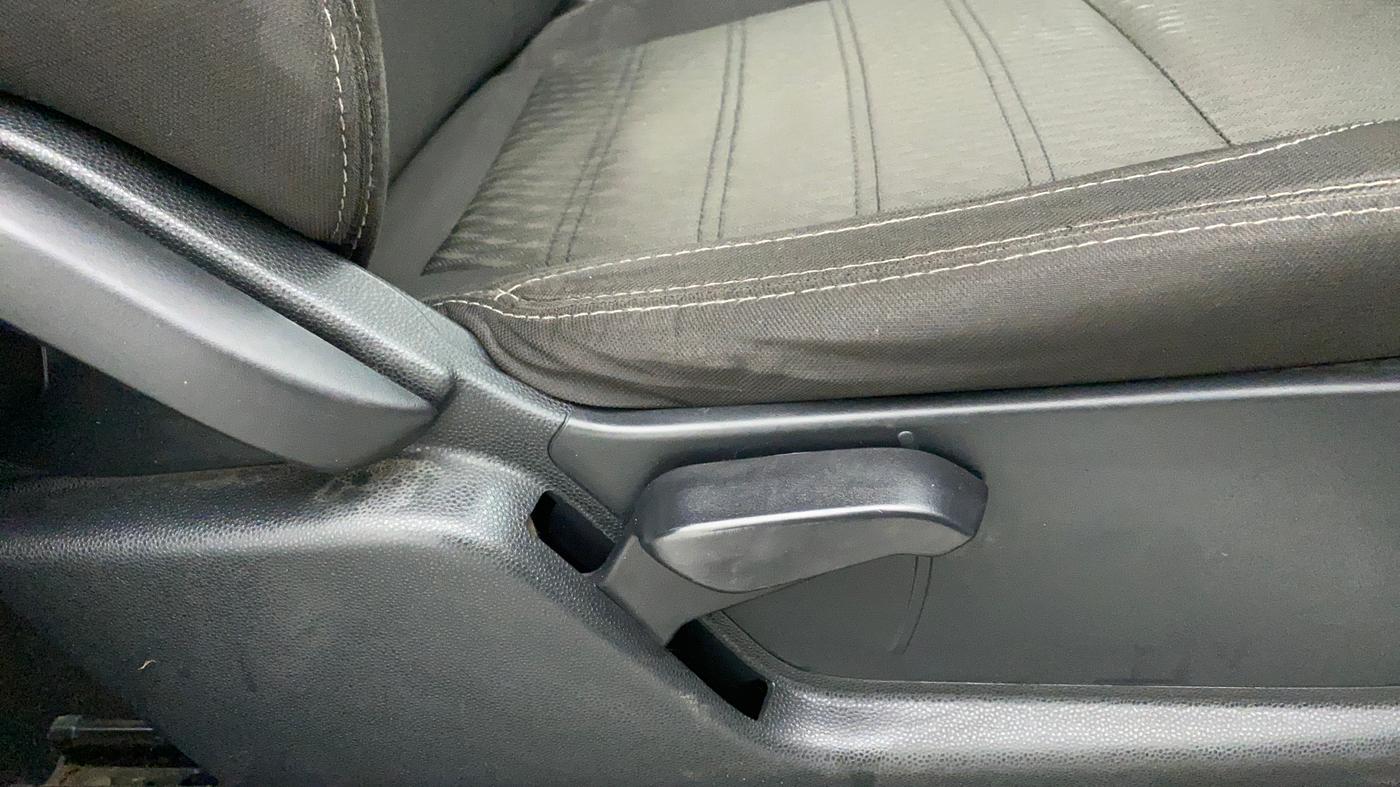 2019 Ford Ecosport 1.5 TITANIUM TI VCT, CNG, Manual, 79,775 km, Driver Side Adjustment Panel