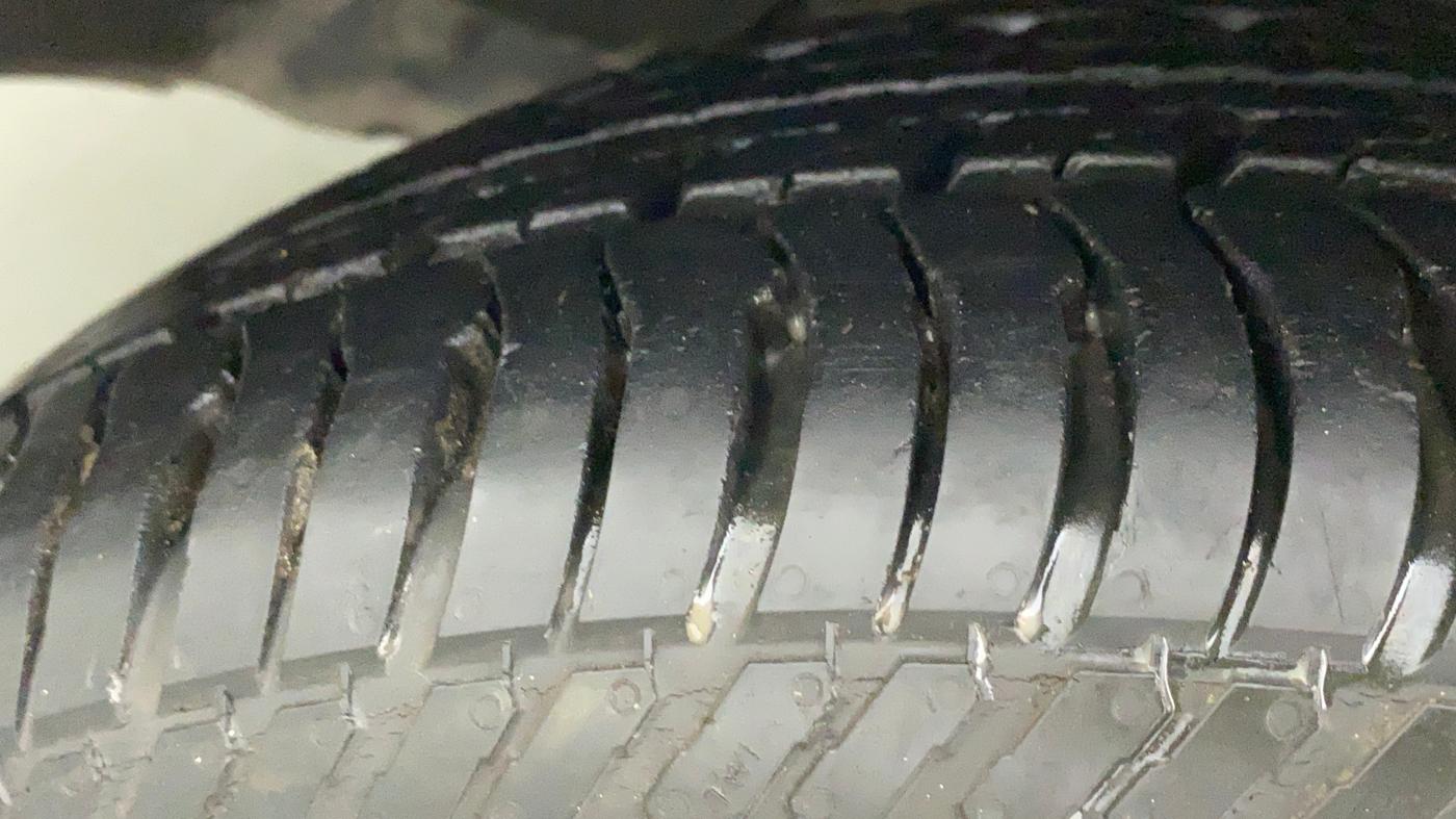 2019 Ford Ecosport 1.5 TITANIUM TI VCT, CNG, Manual, 79,775 km, Left Front Tyre Tread