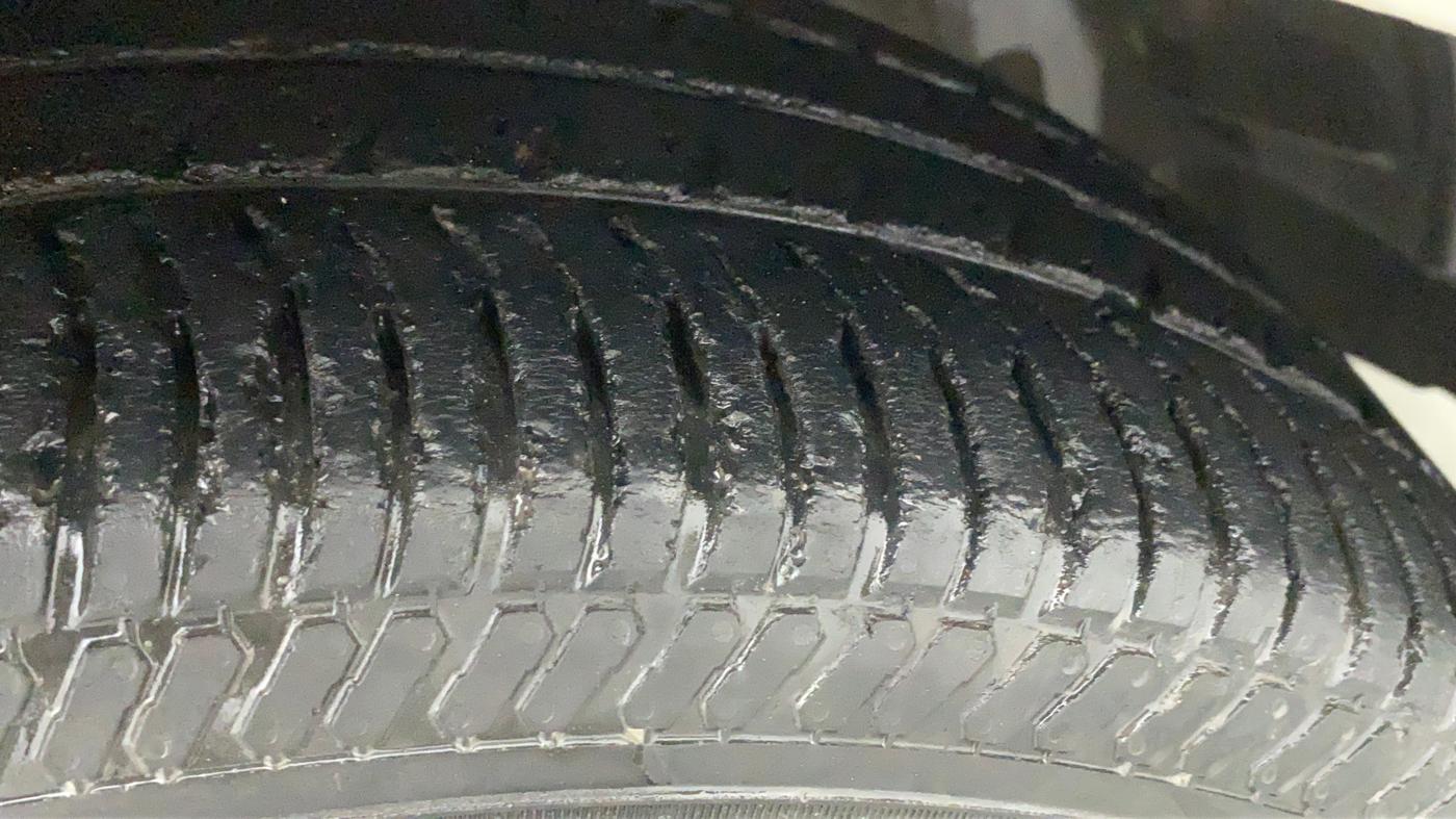 2019 Ford Ecosport 1.5 TITANIUM TI VCT, CNG, Manual, 79,775 km, Right Front Tyre Tread