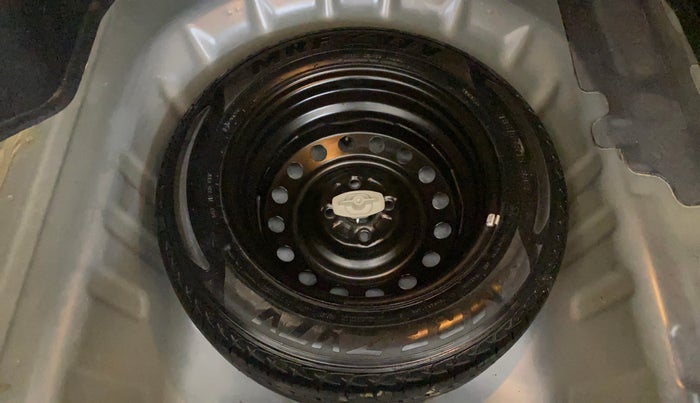 2018 Maruti Ciaz DELTA 1.4 MT PETROL, Petrol, Manual, 39,641 km, Spare Tyre