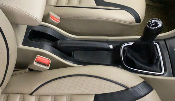 2018 Maruti Ciaz DELTA 1.4 MT PETROL, Petrol, Manual, 39,641 km, Gear Lever