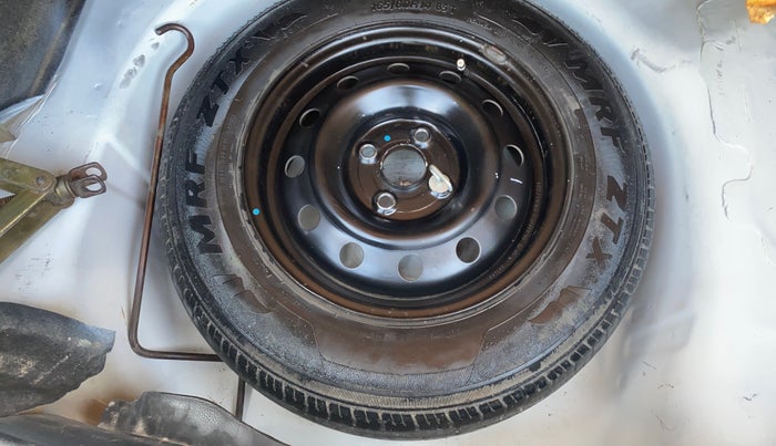 2013 Maruti Swift Dzire VDI, Diesel, Manual, 1,03,323 km, Spare Tyre