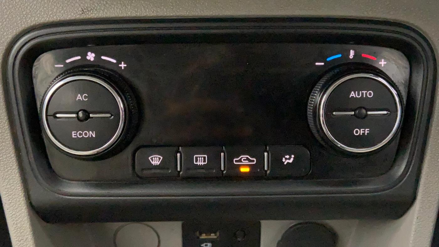 2019 Tata Tiago XZ PLUS PETROL, Petrol, Manual, 39,154 km, Automatic Climate Control