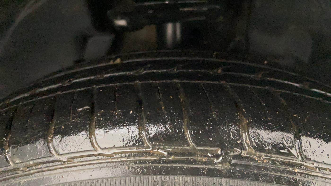 2019 Tata Tiago XZ PLUS PETROL, Petrol, Manual, 39,154 km, Right Front Tyre Tread