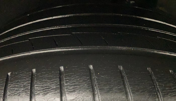 2020 Maruti Baleno ALPHA CVT PETROL 1.2, Petrol, Automatic, 70,601 km, Left Rear Tyre Tread