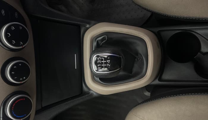 2014 Hyundai Xcent S 1.1 CRDI, Diesel, Manual, 57,243 km, Gear Lever