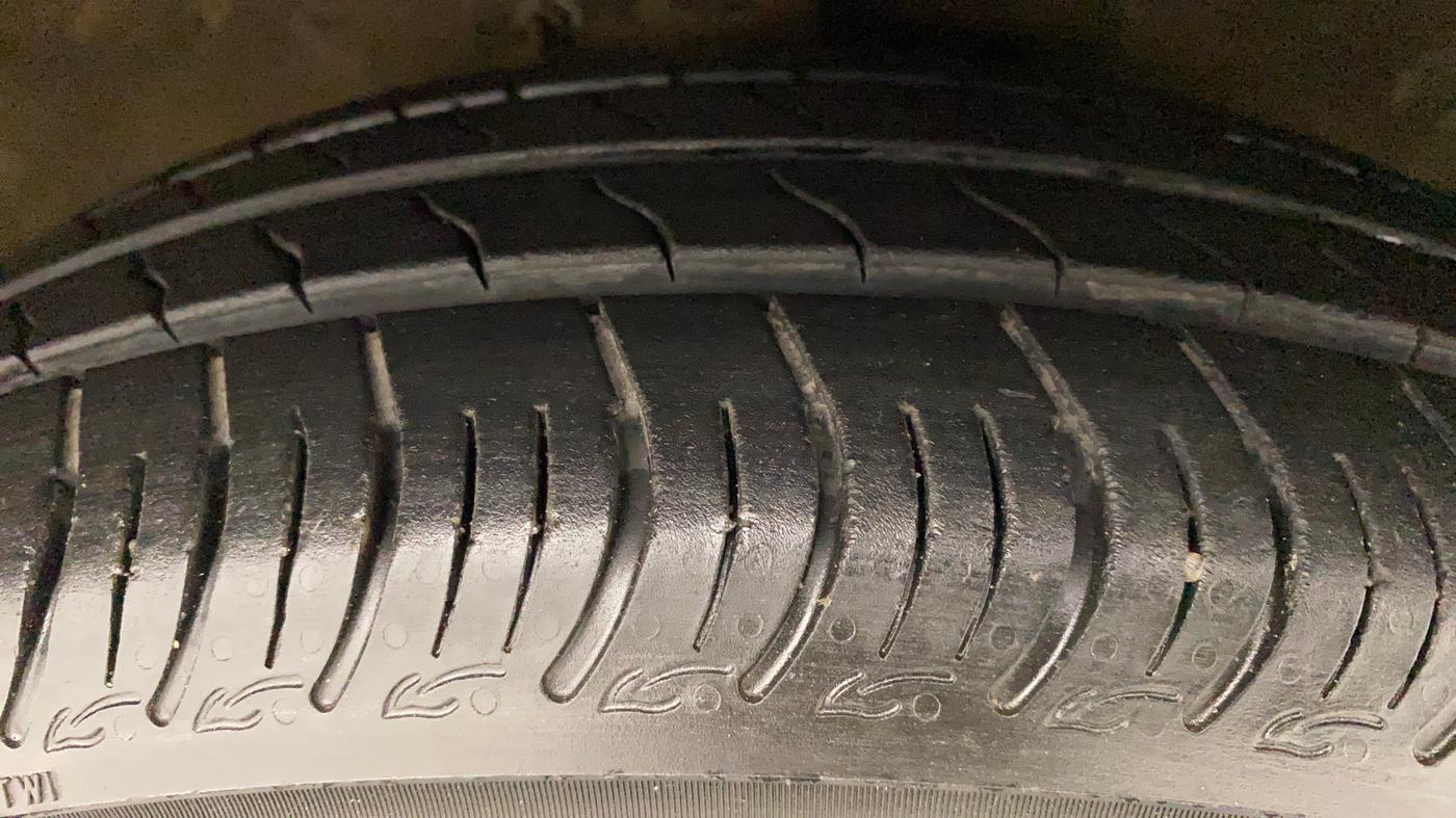 2017 Maruti Celerio VXI, Petrol, Manual, 74,590 km, Right Front Tyre Tread