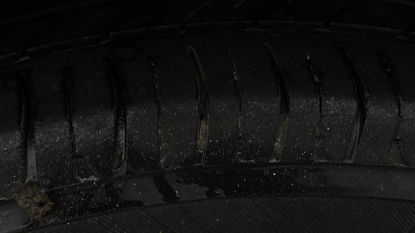 2016 Maruti Swift VXI, Petrol, Manual, 89,024 km, Left Rear Tyre Tread