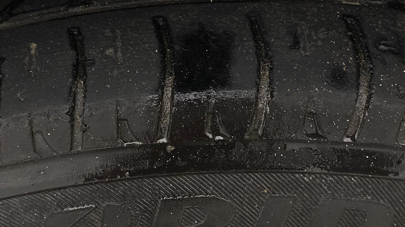 2016 Maruti Swift VXI, Petrol, Manual, 89,024 km, Right Front Tyre Tread