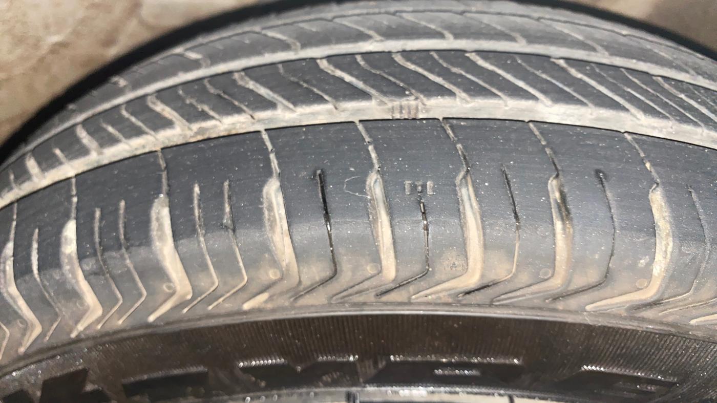 2014 Maruti Alto 800 LXI, Petrol, Manual, 67,611 km, Right Front Tyre Tread
