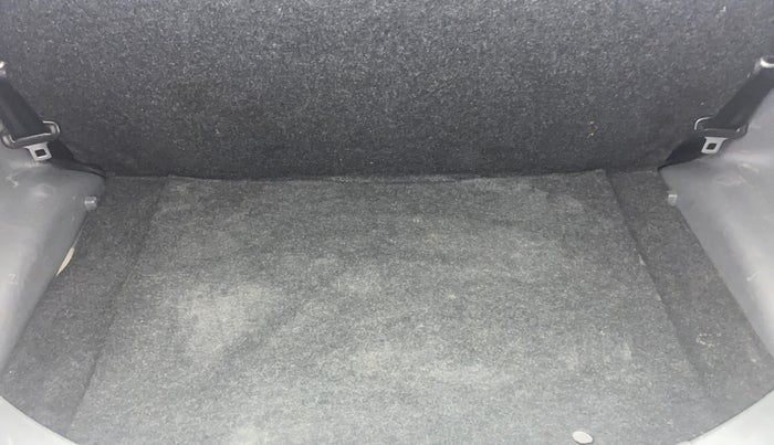 2014 Maruti Alto 800 LXI, Petrol, Manual, 67,608 km, Boot Inside