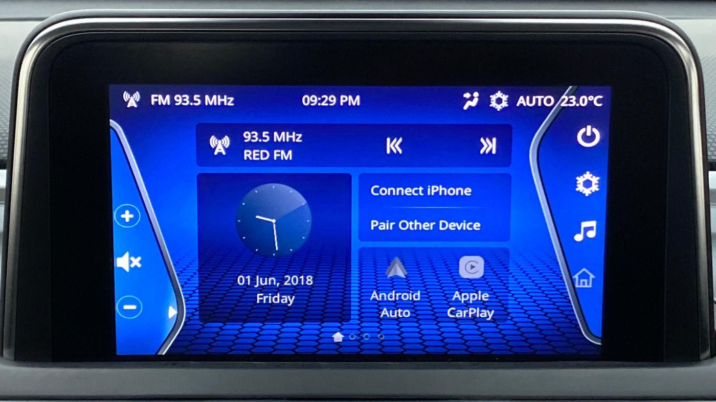 2020 Tata ALTROZ XZ 1.2, Petrol, Manual, 19,337 km, Infotainment System