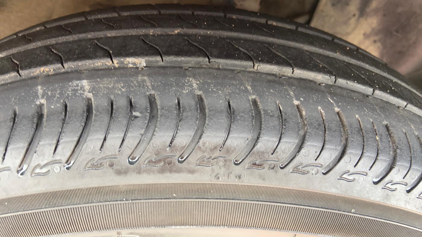 2023 Maruti New Wagon-R ZXI PLUS 1.2 AMT, Petrol, Automatic, 22,404 km, Right Front Tyre Tread
