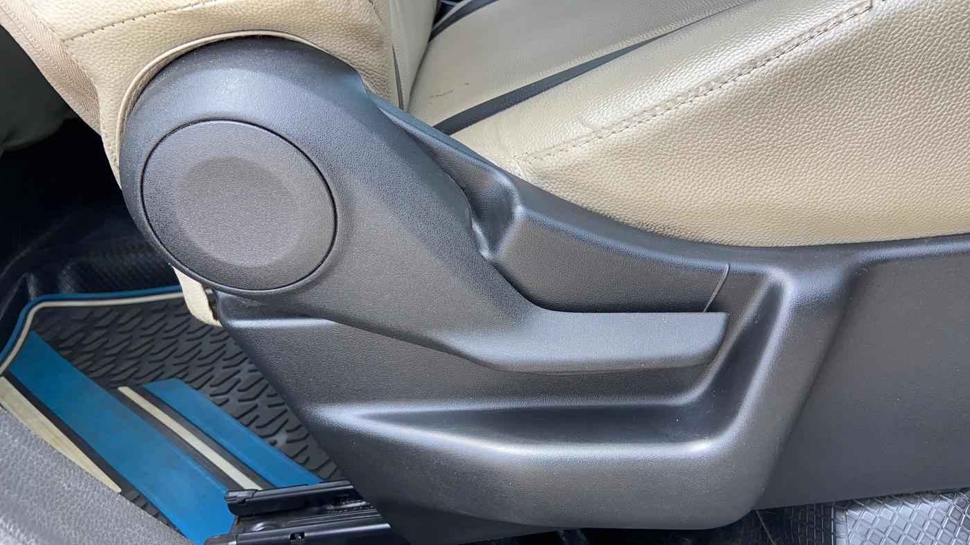 2023 Maruti New Wagon-R ZXI PLUS 1.2 AMT, Petrol, Automatic, 22,404 km, Driver Side Adjustment Panel