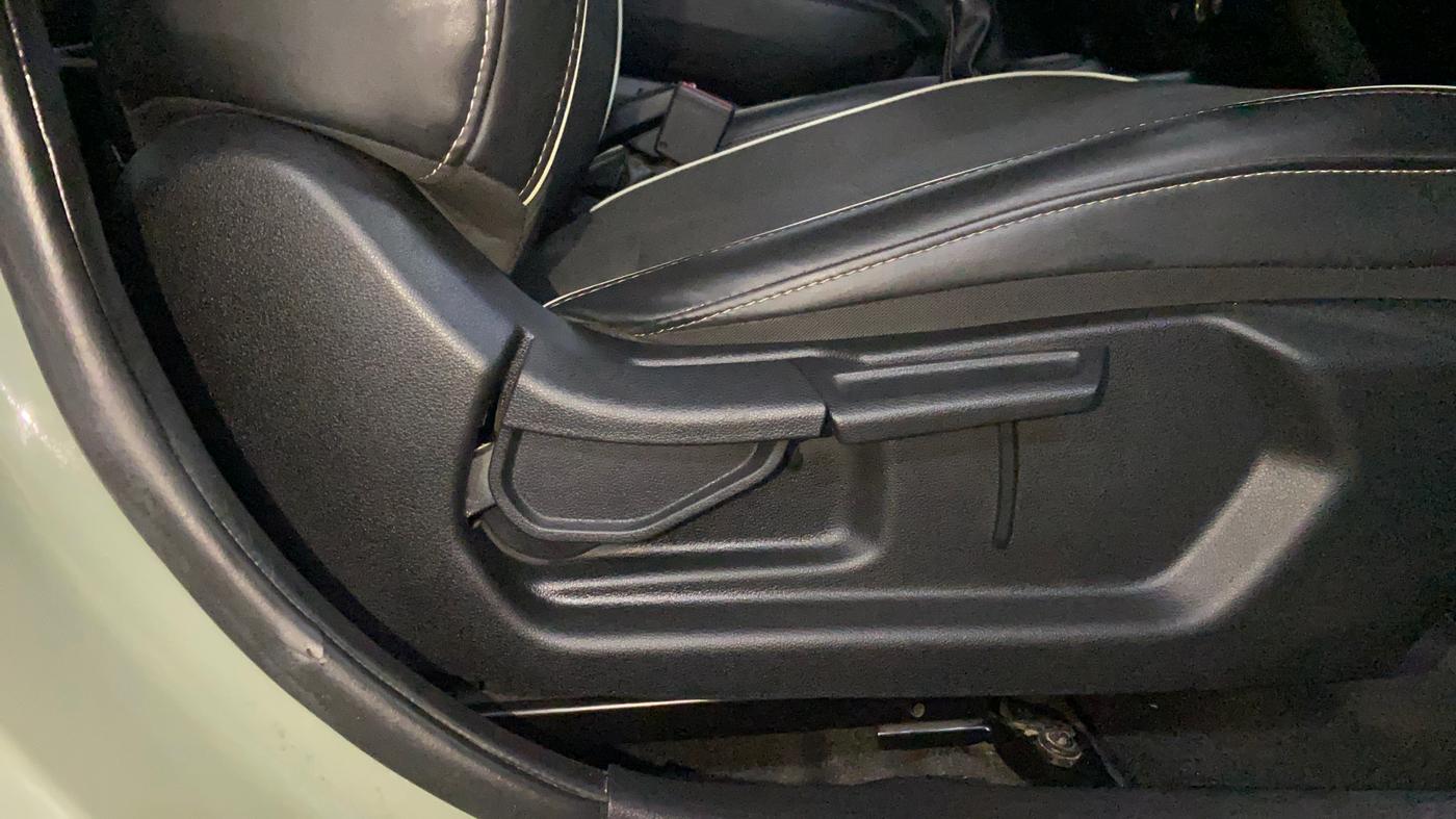 2023 Hyundai EXTER SX(O) CONNECT 1.2 AMT, Petrol, Automatic, 19,232 km, Driver Side Adjustment Panel