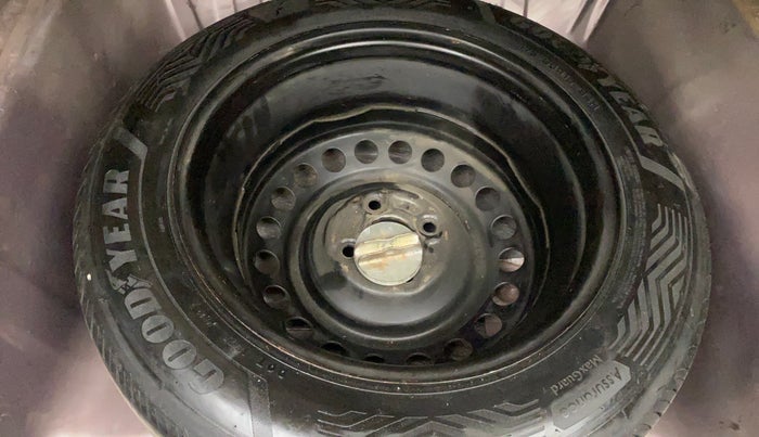 2015 Honda City 1.5L I-VTEC V MT, Petrol, Manual, 1,17,265 km, Spare Tyre