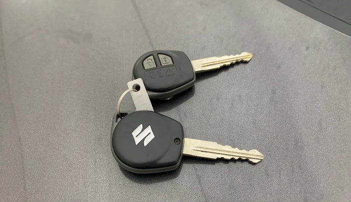 2018 Maruti Baleno DELTA PETROL 1.2, Petrol, Manual, 78,741 km, Key Close Up