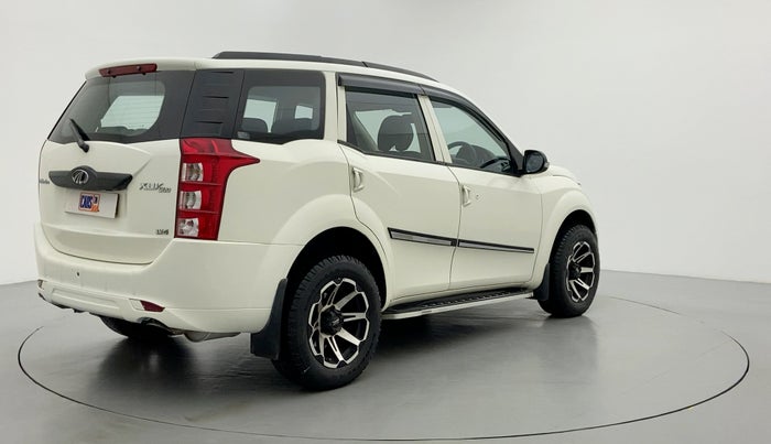 2016 Mahindra XUV500 W4, Diesel, Manual, 80,053 km, Right Back Diagonal