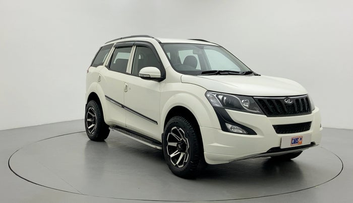 2016 Mahindra XUV500 W4, Diesel, Manual, 80,053 km, Right Front Diagonal
