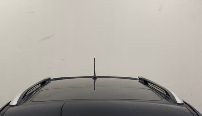 2019 Mahindra XUV300 W8 (O) 1.5 DIESEL, Diesel, Manual, 80,155 km, Moonroof/ Sunroof