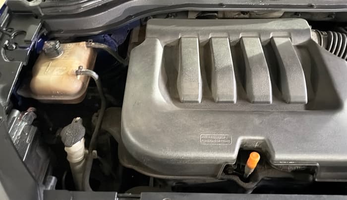 2022 Mahindra XUV700 AX 5 P AT 5 STR, Petrol, Automatic, 38,972 km, Engine View - Right