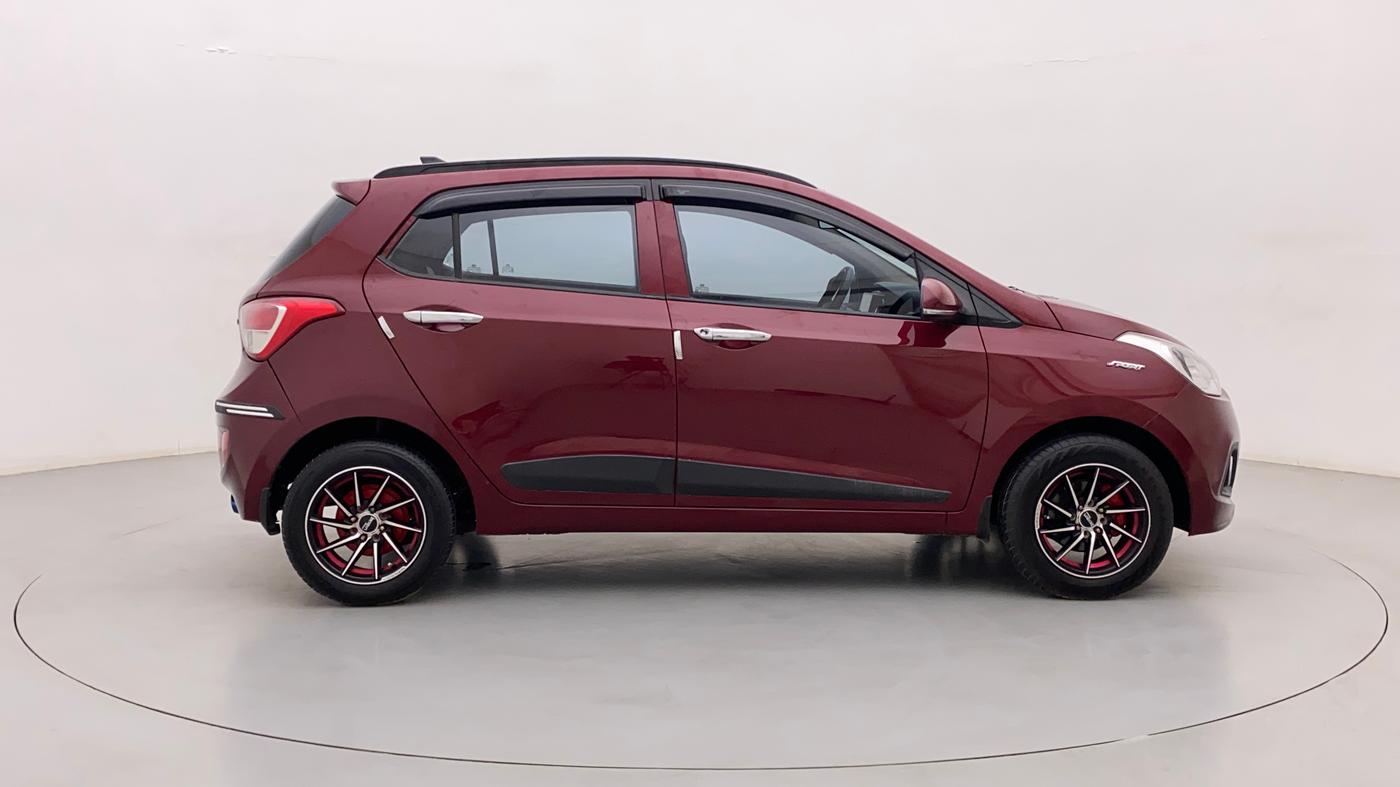 2015 Hyundai Grand i10 SPORTZ 1.2 KAPPA VTVT, Petrol, Manual, 40,538 km, Right Side View