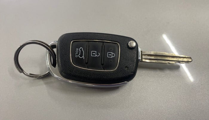 2017 Hyundai Elite i20 SPORTZ 1.2, Petrol, Manual, 30,477 km, Key Close Up