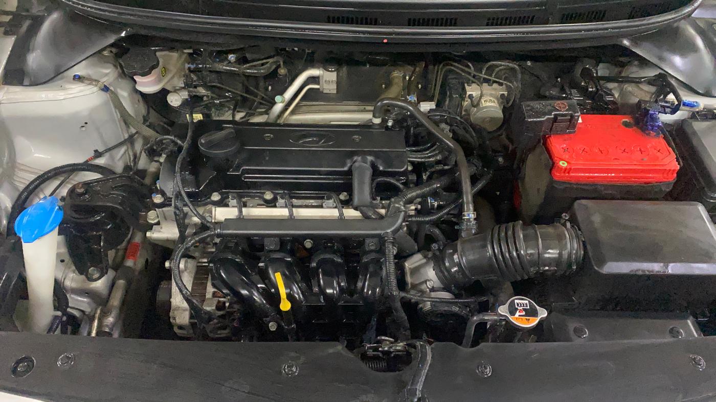 2017 Hyundai Elite i20 SPORTZ 1.2, Petrol, Manual, 30,477 km, Engine View