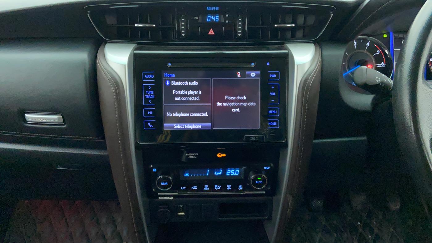 2017 Toyota Fortuner 2.8 4x2 MT, Diesel, Manual, 93,581 km, Air Conditioner