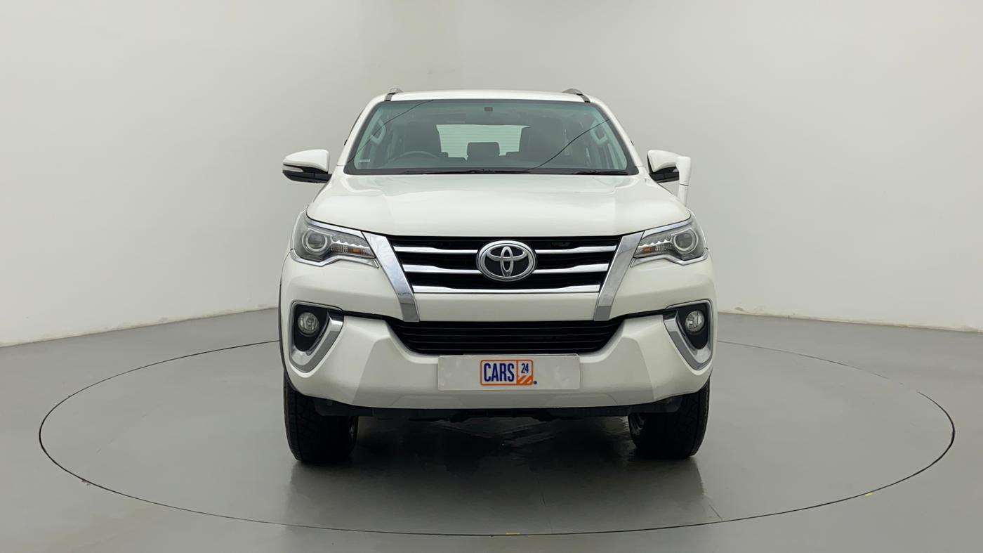 2017 Toyota Fortuner 2.8 4x2 MT, Diesel, Manual, 93,581 km, Front