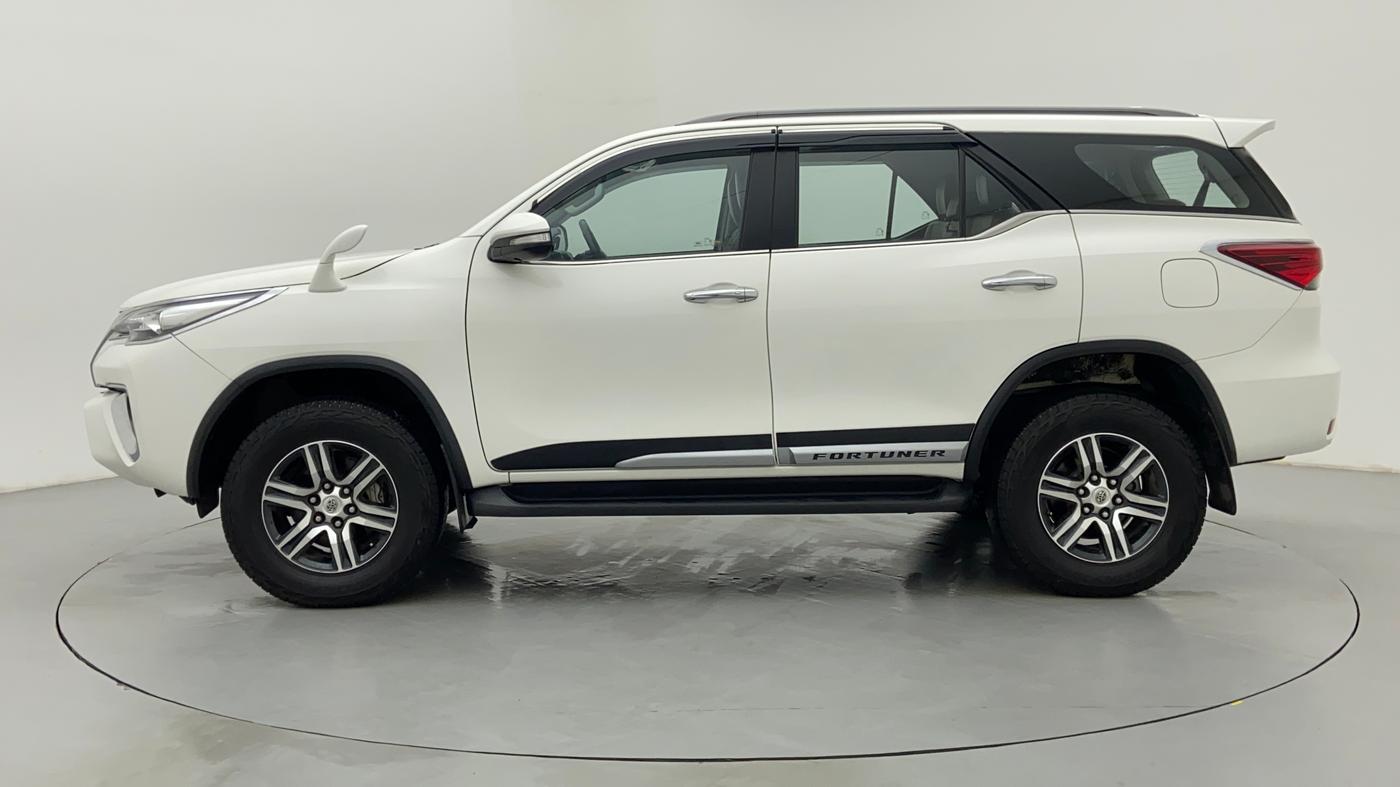 2017 Toyota Fortuner 2.8 4x2 MT, Diesel, Manual, 93,581 km, Left Side