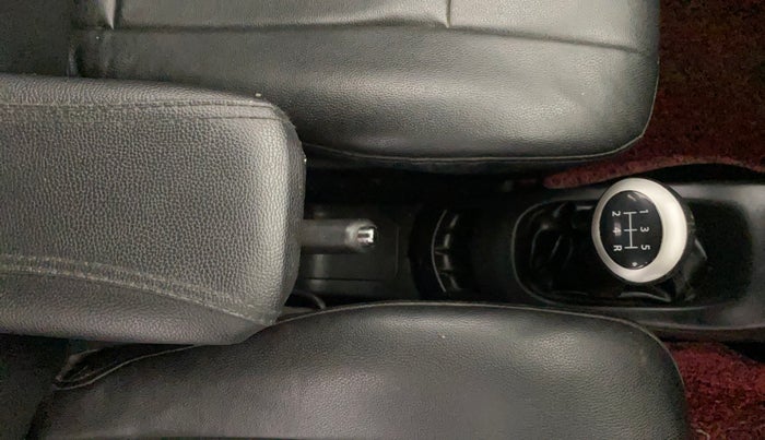 2014 Maruti Wagon R 1.0 VXI, Petrol, Manual, 35,804 km, Gear Lever
