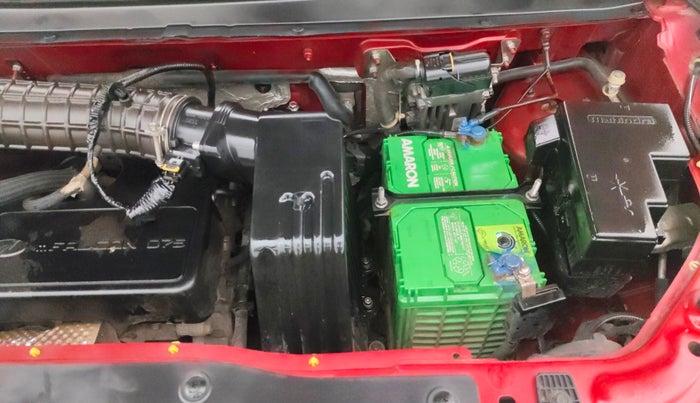 2016 Mahindra Kuv100 K8 D 6 STR, Diesel, Manual, 26,028 km, Engine View - Left