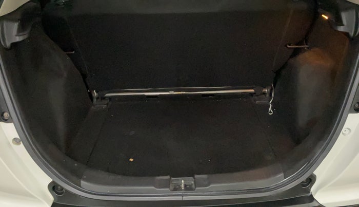 2022 Honda WR-V 1.2L I-VTEC SV MT, Petrol, Manual, 37,658 km, Boot Inside