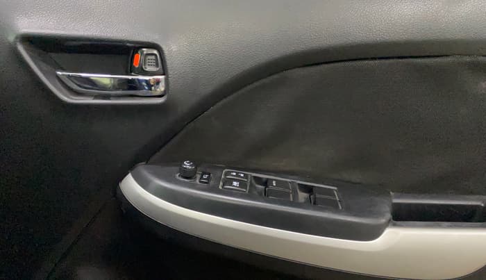2016 Maruti Baleno DELTA PETROL 1.2, Petrol, Manual, 62,950 km, Driver Side Door Panels Control