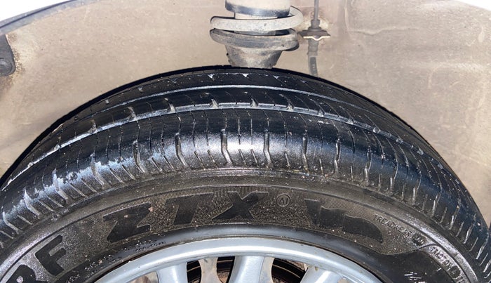 2016 Maruti Alto 800 LXI, Petrol, Manual, 79,668 km, Left Front Tyre Tread