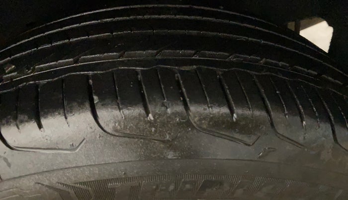 2021 Maruti Baleno ZETA PETROL 1.2, Petrol, Manual, 67,196 km, Left Rear Tyre Tread