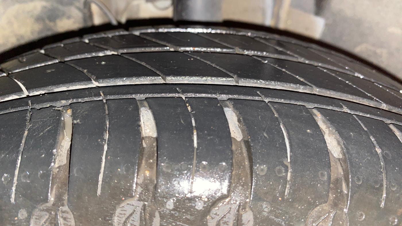 2021 Tata Tiago XZA PETROL, Petrol, Automatic, 13,081 km, Left Front Tyre Tread