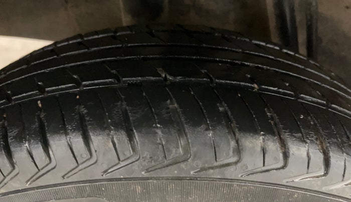 2018 Renault Kwid CLIMBER 1.0 AMT, Petrol, Automatic, 58,997 km, Right Rear Tyre Tread